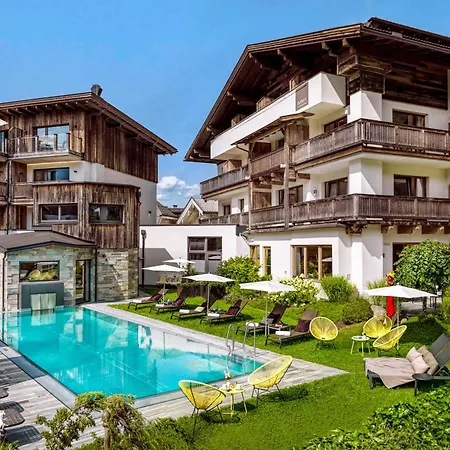 Huber's Boutiquehotel Szálloda 4*