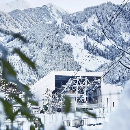 Huber's Boutiquehotel 4* Mayrhofen