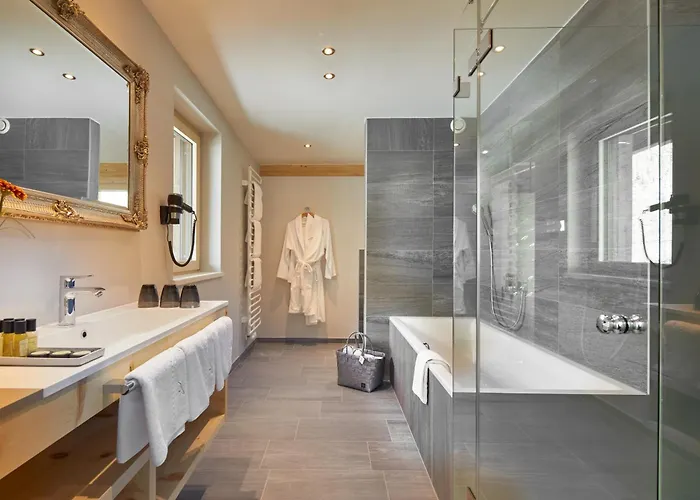 Huber's Boutiquehotel 4* 메이른호픈