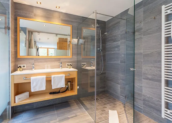 Huber's Boutiquehotel 4* 메이른호픈