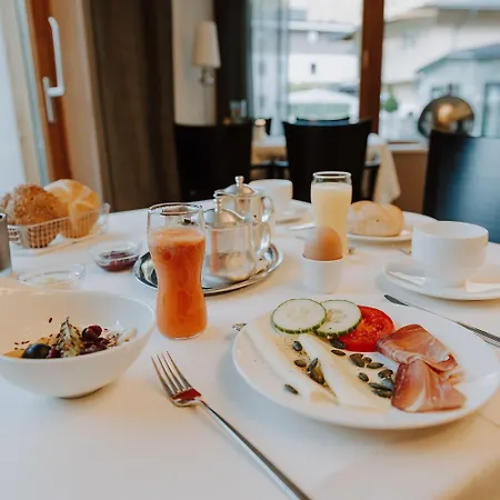 Huber's Boutiquehotel فندق مايرهوفن